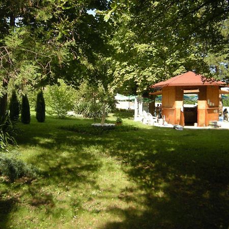Park Hotel Persey Varna Exterior foto