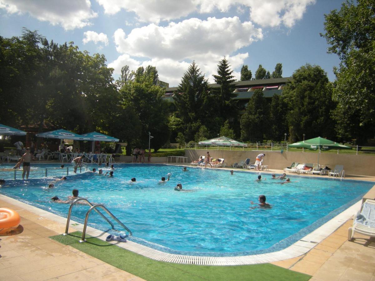 Park Hotel Persey Varna Exterior foto